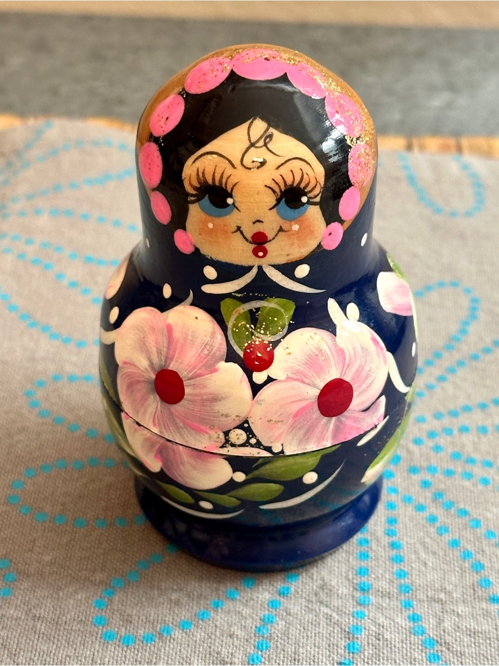 Vintage 1980s Soviet Russian Nesting Dolls Semenov 5 Pc Set Blue Pink Floral 3"